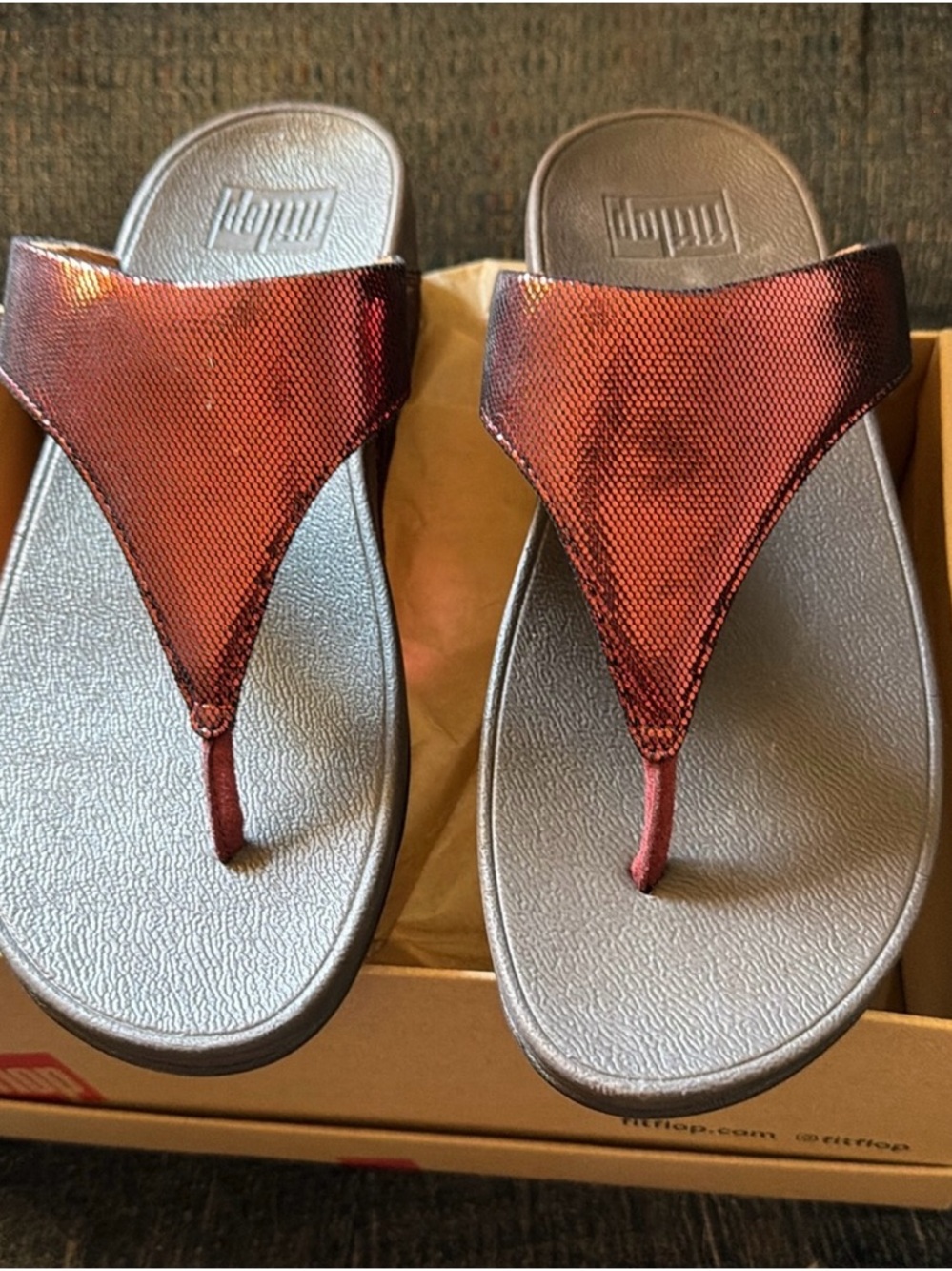 FitFlop Metallic Red Thong Sandals for Women